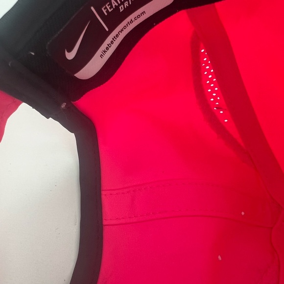 Nike Featherlight Cap (Vivid Pink/White) One Size - Picture 7 of 9